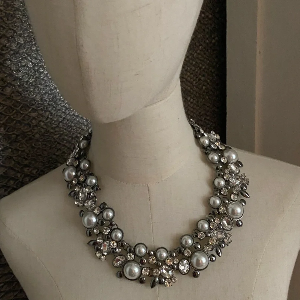 Eye Candy Statement Pearl/Crystal Necklace